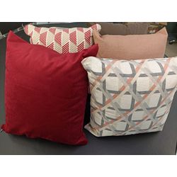 ALMOFADA-SORTIDA-50X50CM-BELLA-ENXOVAIS-19268413