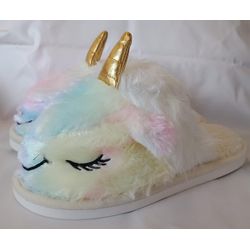 PANTUFA-3D-PELUCIA-UNICORNIO-36-41-257144-BANANA-TOYS-19286924